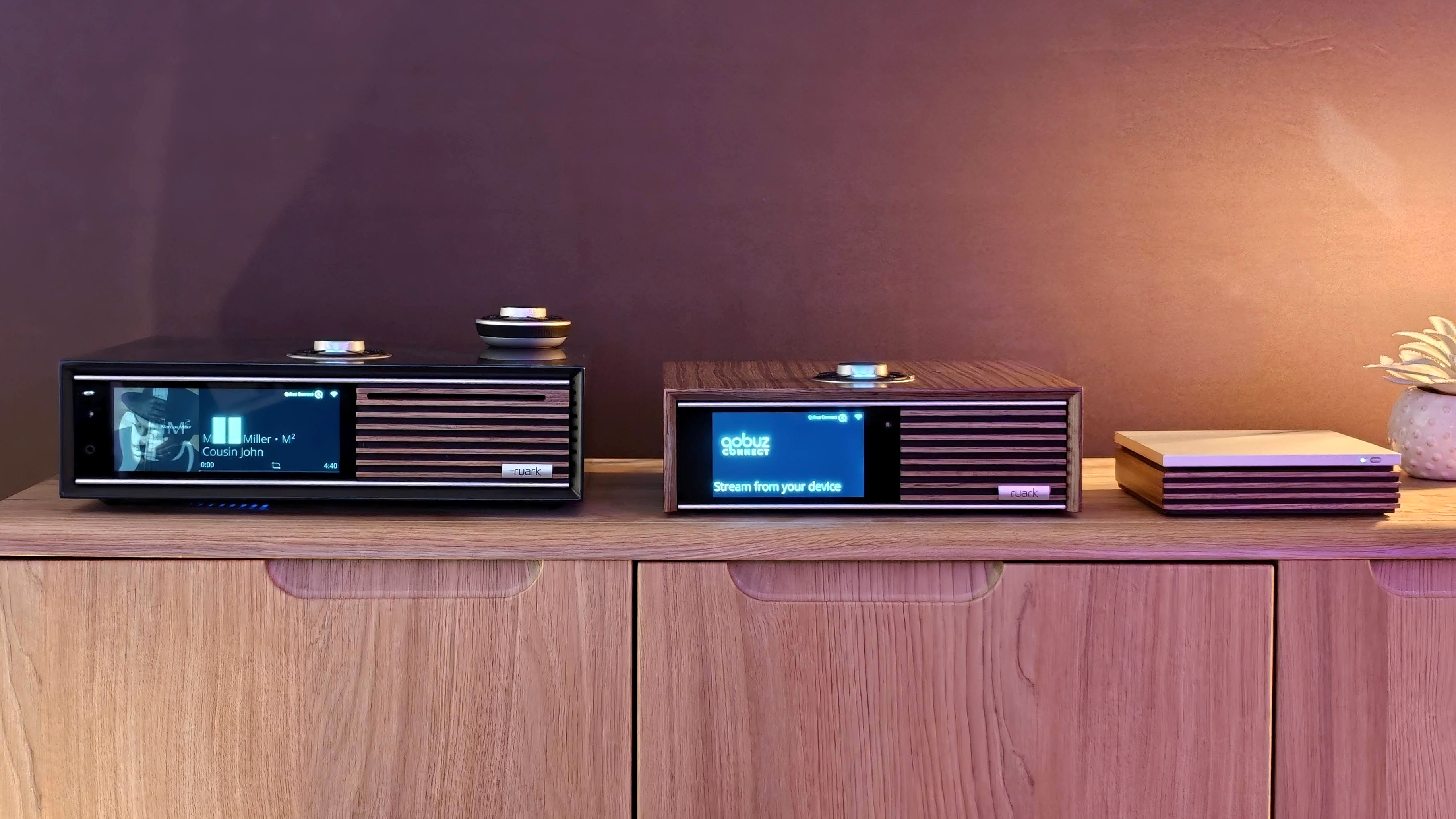 Ruark R710