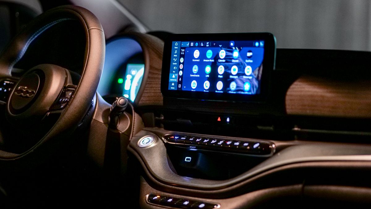 2025 Fiat 500e test drive.
