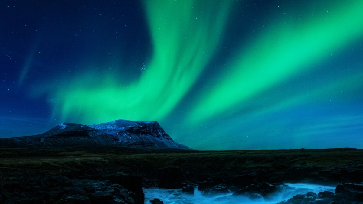 The equinox on March 20 means more impressive auroras are ahead.  this is why