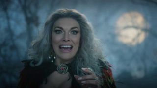 Hannah Waddingham as the Mother Witch in Hocus Pocus 2