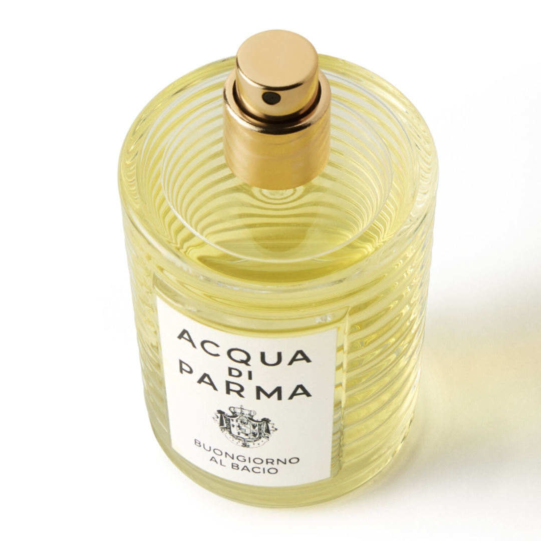A product shot of the Acqua di Parma buongiorno al bacio, on a white background