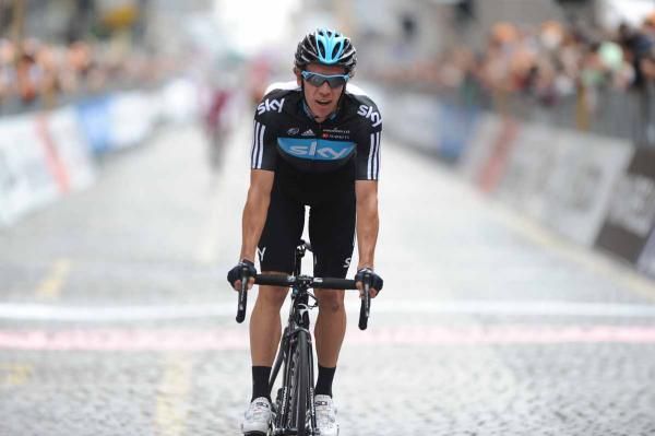 Rigoberto Uran (Team Sky) won alone