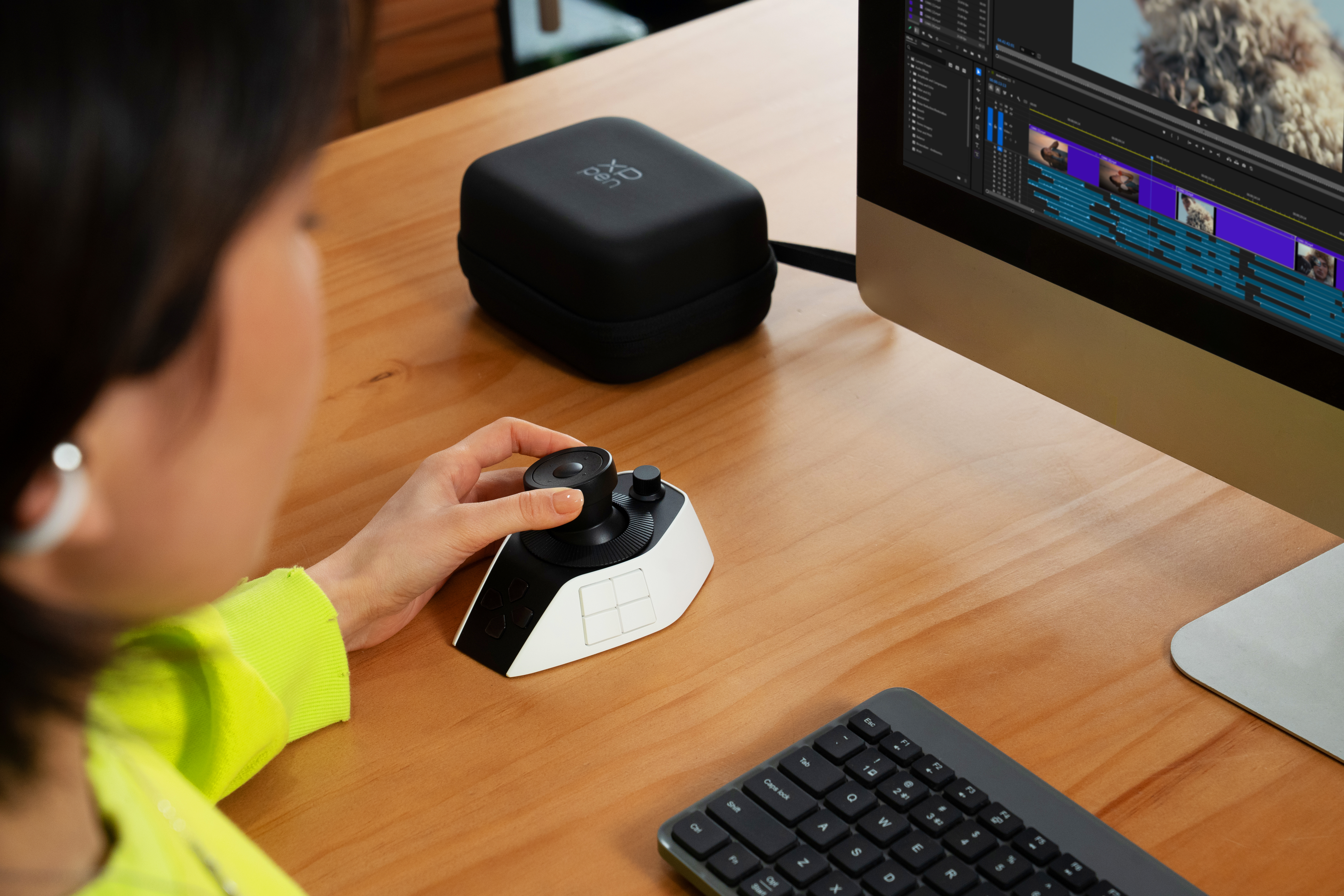 XP-Pen editing console