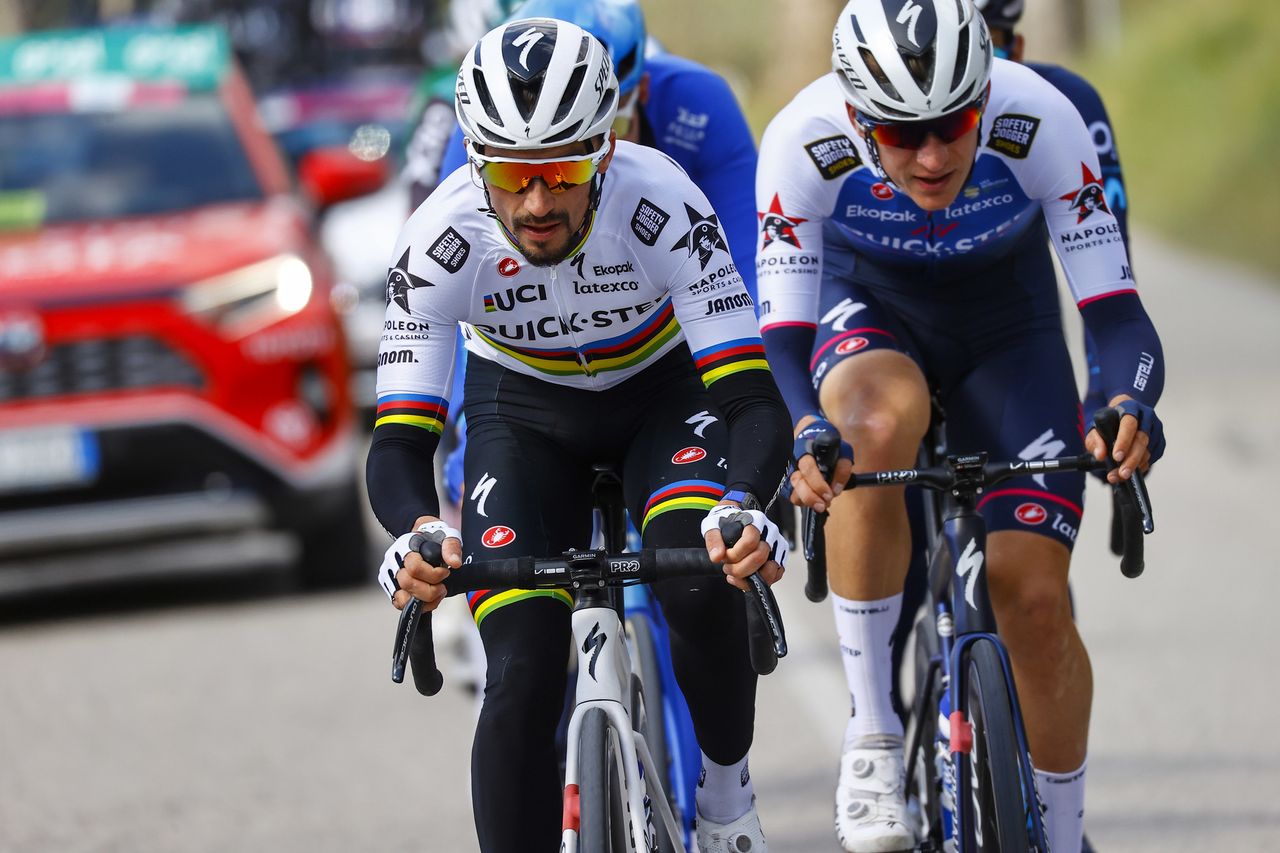 Tirreno Adriatico 2022 - 57th Edition - 6th stage Apecchio - Carpegna 215 km - 12/03/2022 - Julian Alaphilippe (FRA - Quick-Step Alpha Vinyl Team) - photo Luca Bettini/SprintCyclingAgency&Acirc;&copy;2022
