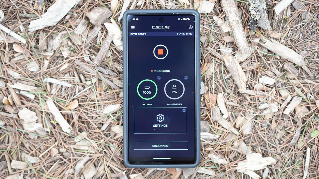 Cycliq Fly12 Sport main app screen