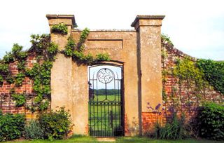 bespoke garden gate made by a blacksmith