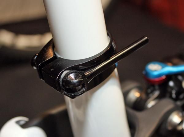 The Focus-designed quick-release seatpost collars are very lightweight but yet impressively smooth to operate and capable of generating ample clamping force.