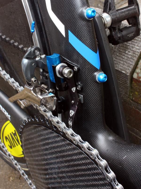 AceCo has provided the Garmin-Transitions team with the latest iteration of its K-Edge chain watcher, complete with an adjustable set screw and stick-on metal pad to provide absolutely secure positioning.