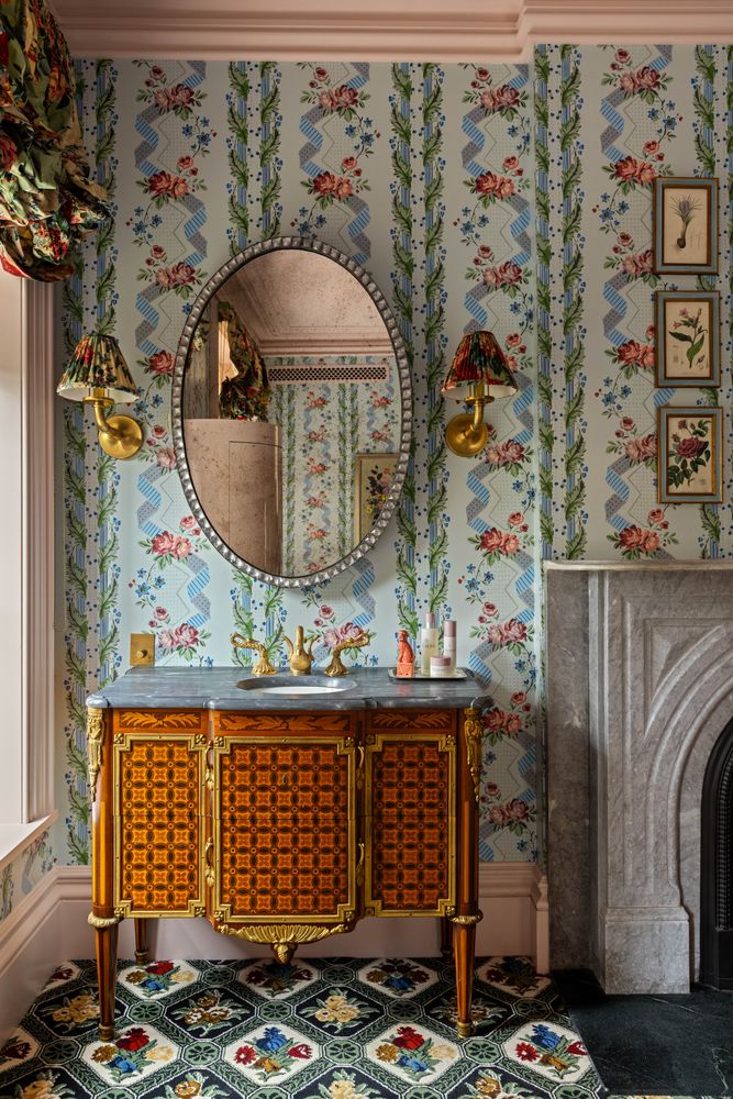 lily allen david harbour house