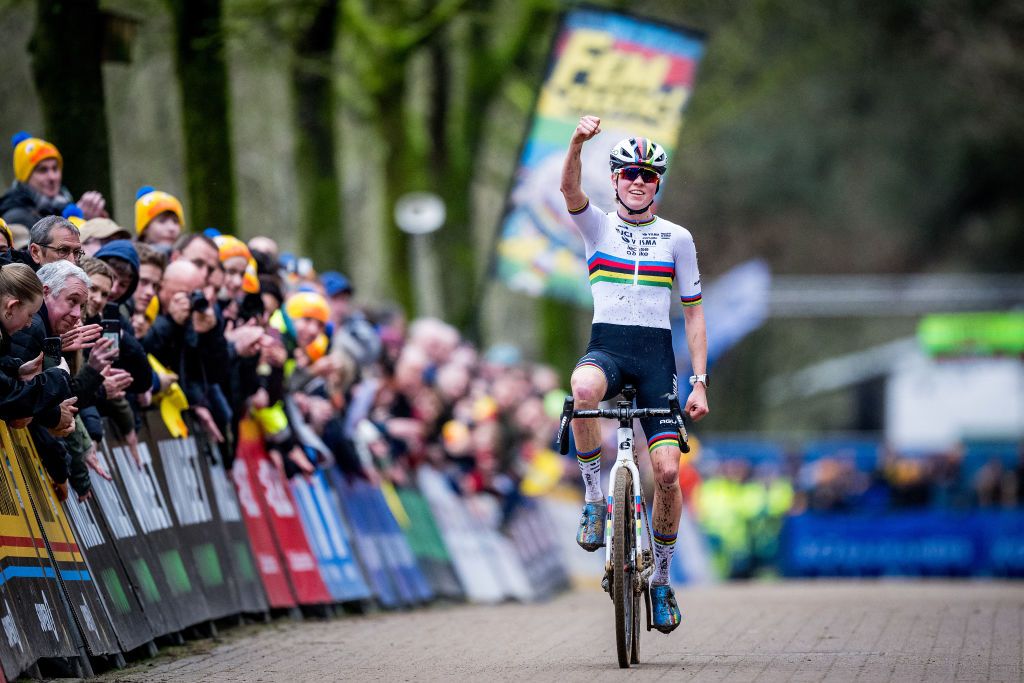 World champion Fem Van Empel wins X2O Trofee in Lille