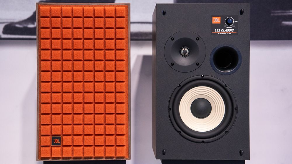 JBL unveils retro-looking L82 Classic speakers at CES 2020