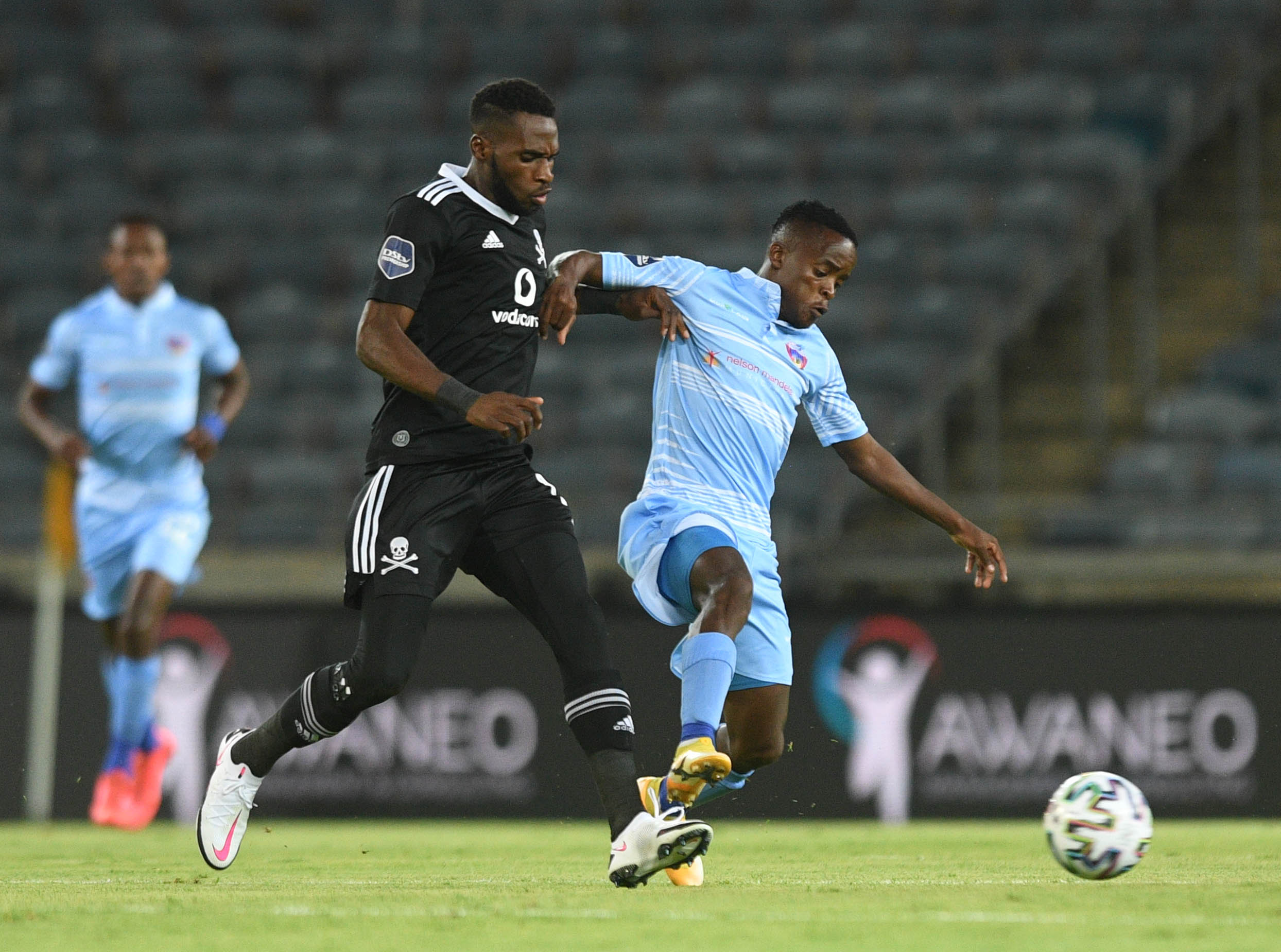 Fortune Makaringe challenges Peter Maloisane
