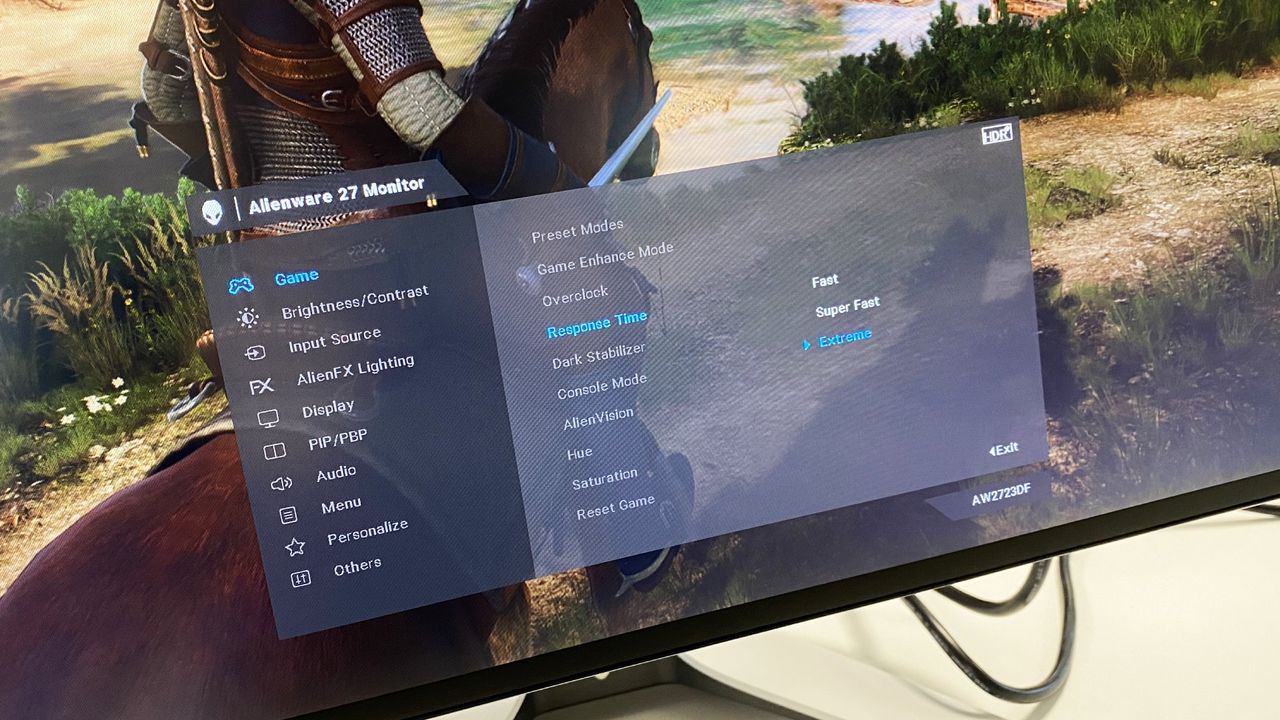 Alienware AW2723DF