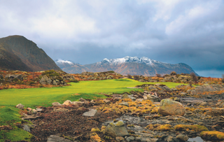 Lofoten Links 14th hole pictured