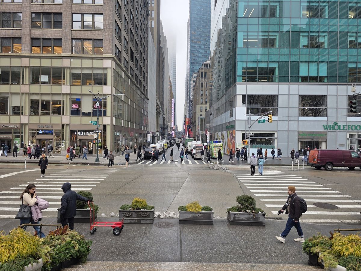 Samsung Galaxy S25 Ultra daytime sample.