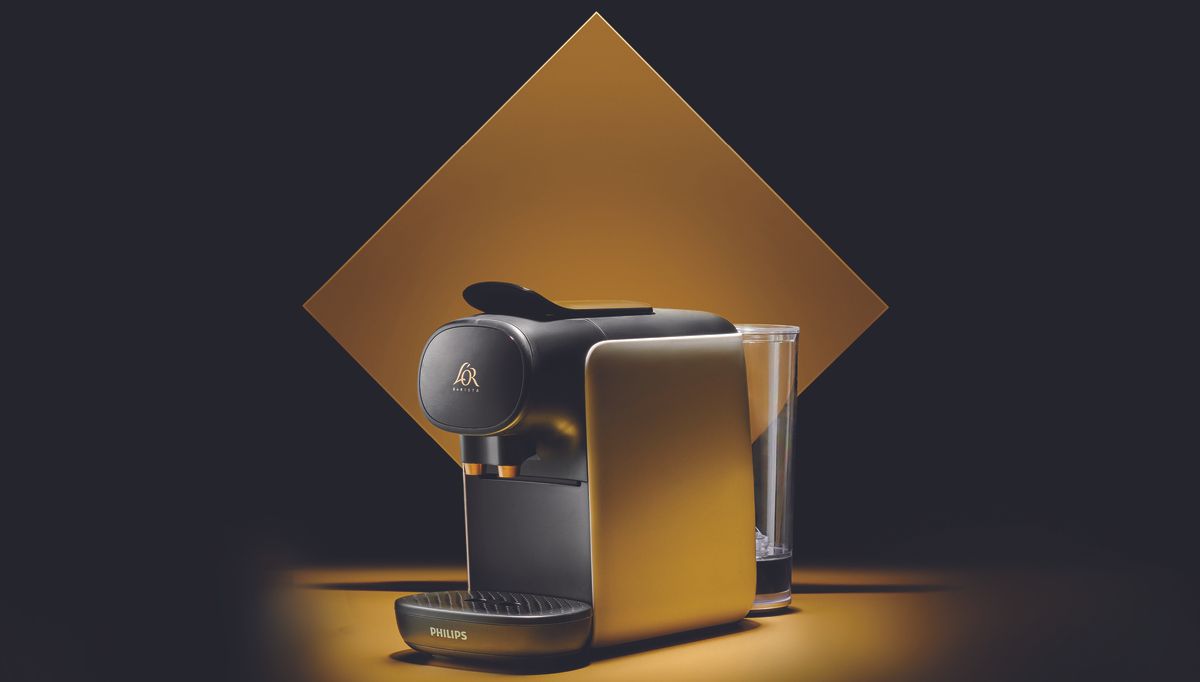 L'OR BARISTA SUBLIME Nespresso Coffee Machine UNBOXING and FIRST USE  Compact Model