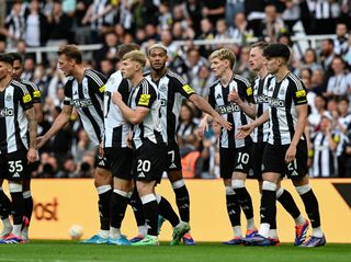 Newcastle United squad for 2024/25 NEWCASTLE UPON TYNE, ENGLAND - AUGUST 09: Sean Longstaff of Newcastle United (36) celebrates with teammates after scoring the opening goal during the Pre-Season Friendly between Newcastle United and Girona at St James' Park on August 9, 2024 in Newcastle upon Tyne, England. (Photo by Serena Taylor/Newcastle United via Getty Images)