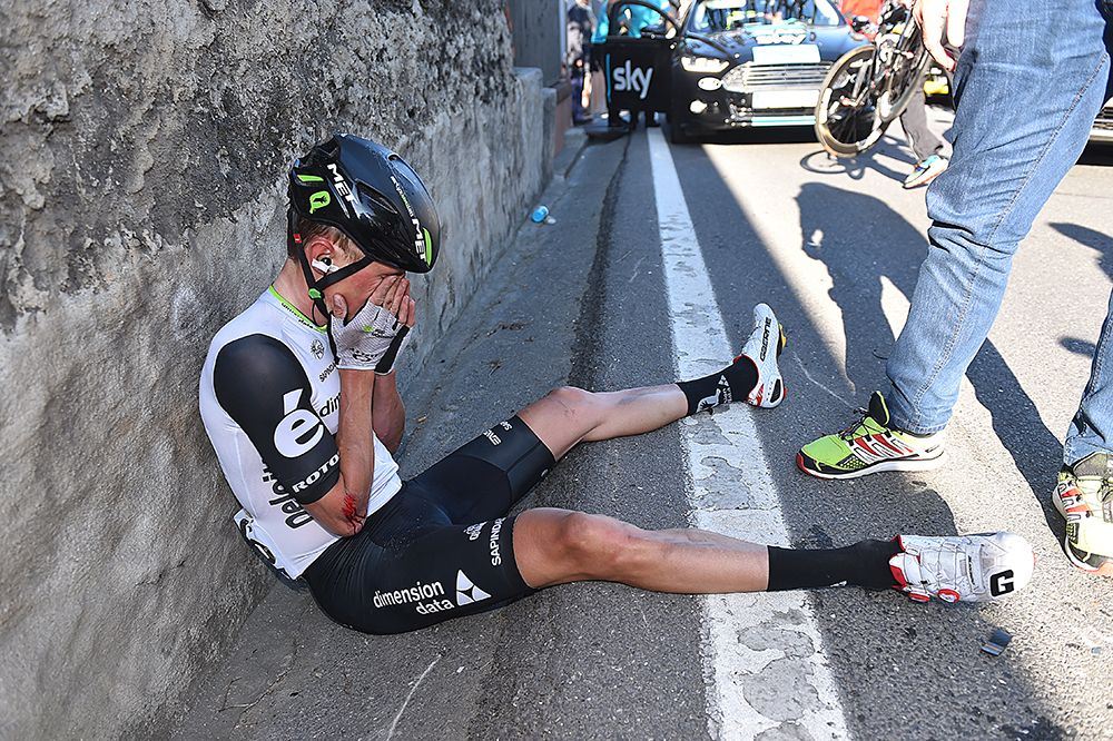 Serge Pauwels (Dimension Data) crashed