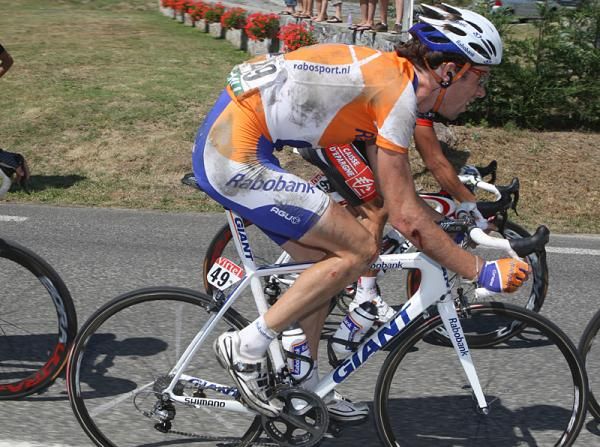 Laurens Ten Dam (Rabobank) chases after crashing on the descent of the Tourmalet.