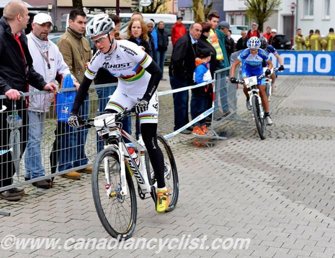 Alexandra Engen leads Katerina Nash in 1/8 finals