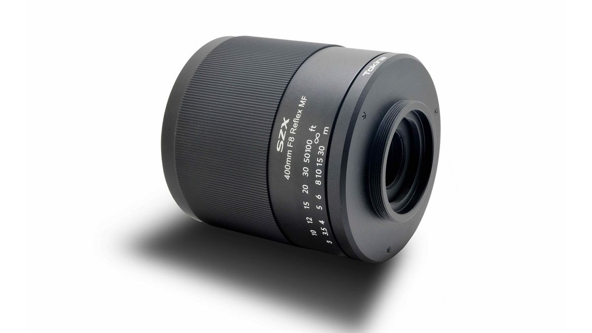 Tokina SZX 400mm f/8 Reflex MF
