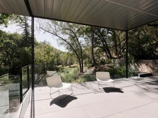 Suspension House balcony area in the Californian hills