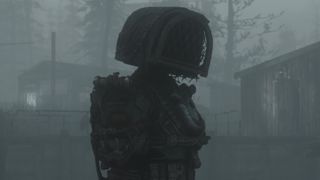 Fallout 4 pilgrim horror mod spooky character standing in fog