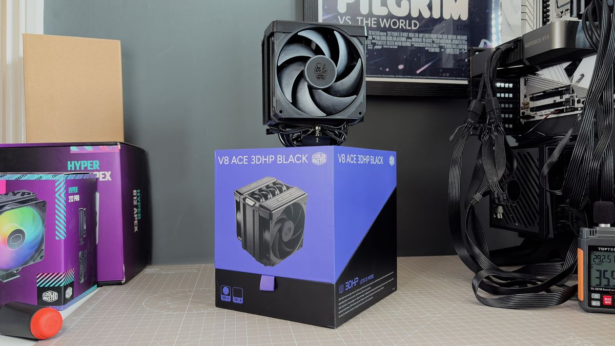 The Cooler Master V8 Ace 3DHP installed on a test bench and on its box.