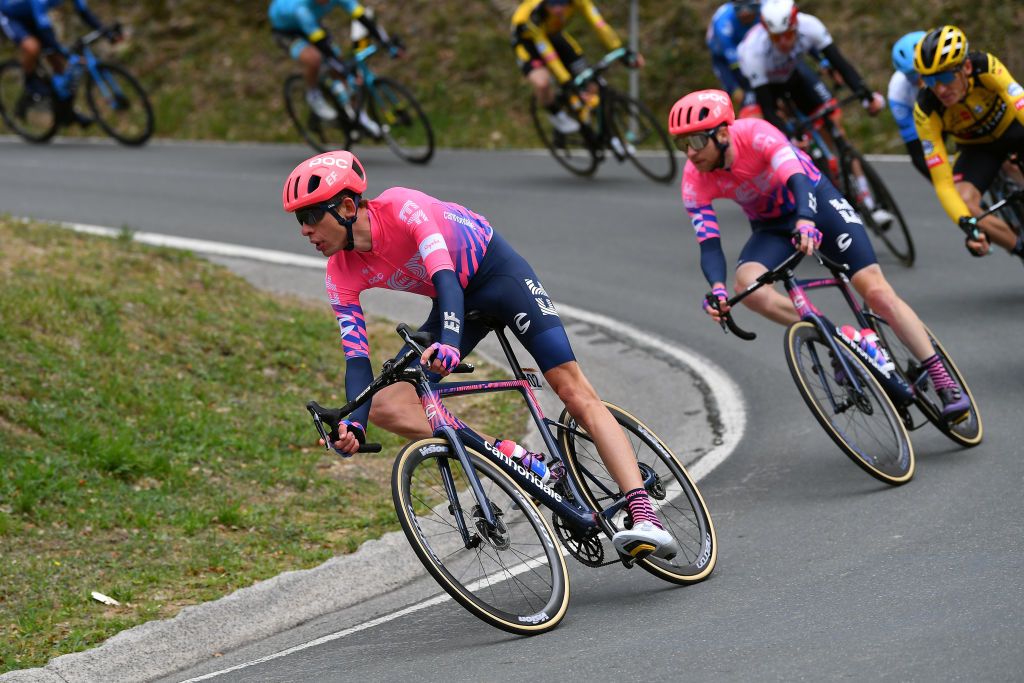 VILLANUEVA DE VALDEGOVIA SPAIN OCTOBER 27 Hugh Carthy of The United Kingdom and Team EF Pro Cycling during the 75th Tour of Spain 2020 Stage 7 a 1597km from VitoriaGasteiz to Villanueva de Valdegovia lavuelta LaVuelta20 La Vuelta on October 27 2020 in Villanueva de Valdegovia Spain Photo by Justin SetterfieldGetty Images
