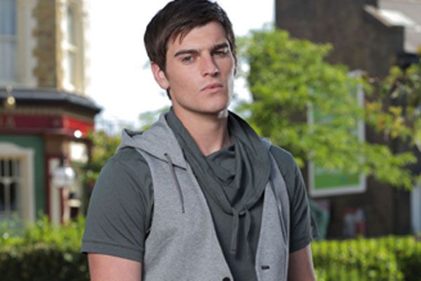 EastEnders&#039; Matt feels under pressure to stay buff