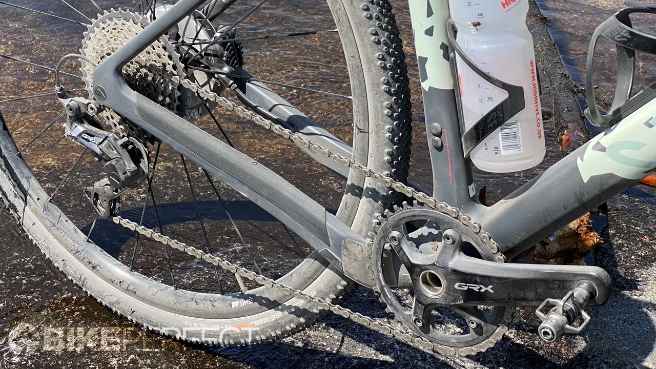 Canyon Grizl CF SL 8 gravel bike
