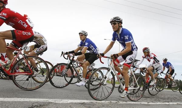 Equipe Quebec's Laurent Dallaire in a fast corner.