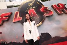 Ezra Miller at the premiere of The Flash