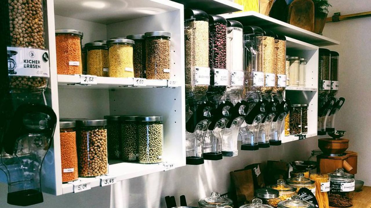 Zero-waste store