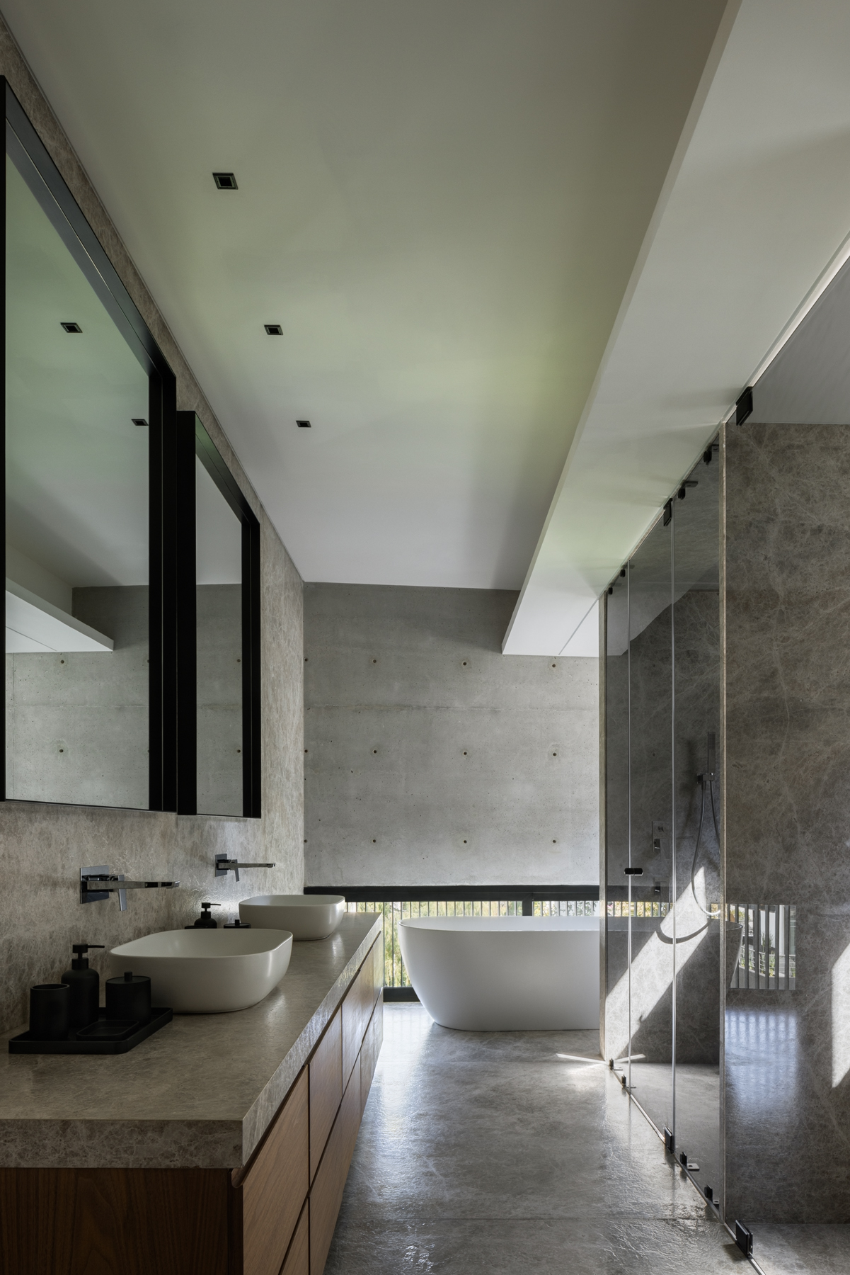 Casa Ailes in Mexico City Jaime Guzma&amp;#769;n Creative Group