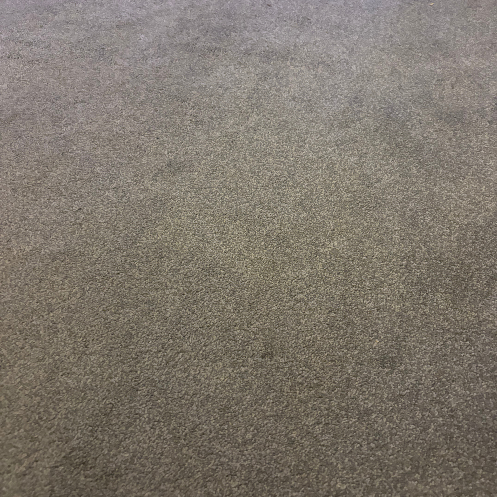 Grey carpets before and after using the Rug Doctor Deep Upright Carpet Cleaner