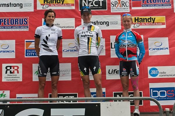 Stage winner Judith Arndt (HTC Highroad) is flanked by second placed Cath Cheatley (Bike NZ National Team) and third placed Ruth Corset (Jayco-AIS).