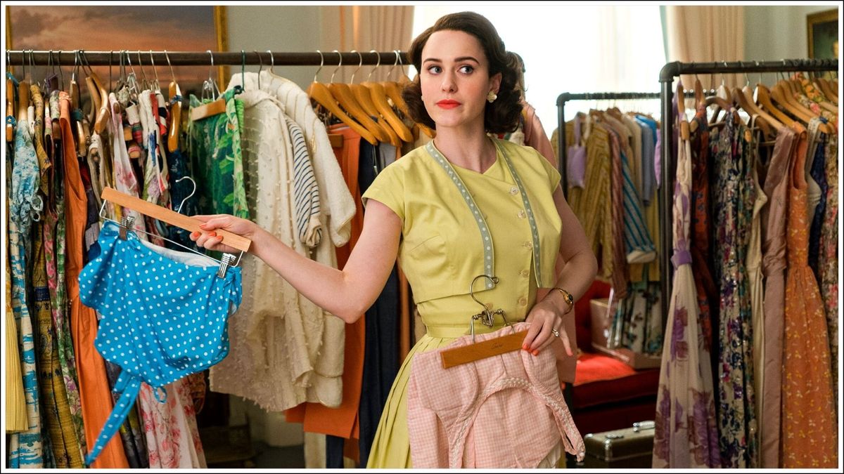 Midge&#039;s best outfits on The Marvelous Mrs. Maisel. Pictured: Rachel Brosnahan as Midge Maisel in The Marvelous Mrs. Maisel