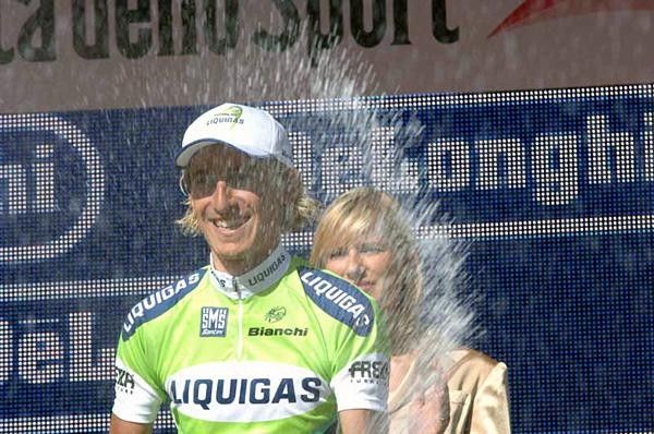 Franco Pellizotti (Liquigas) in a shower of spumante