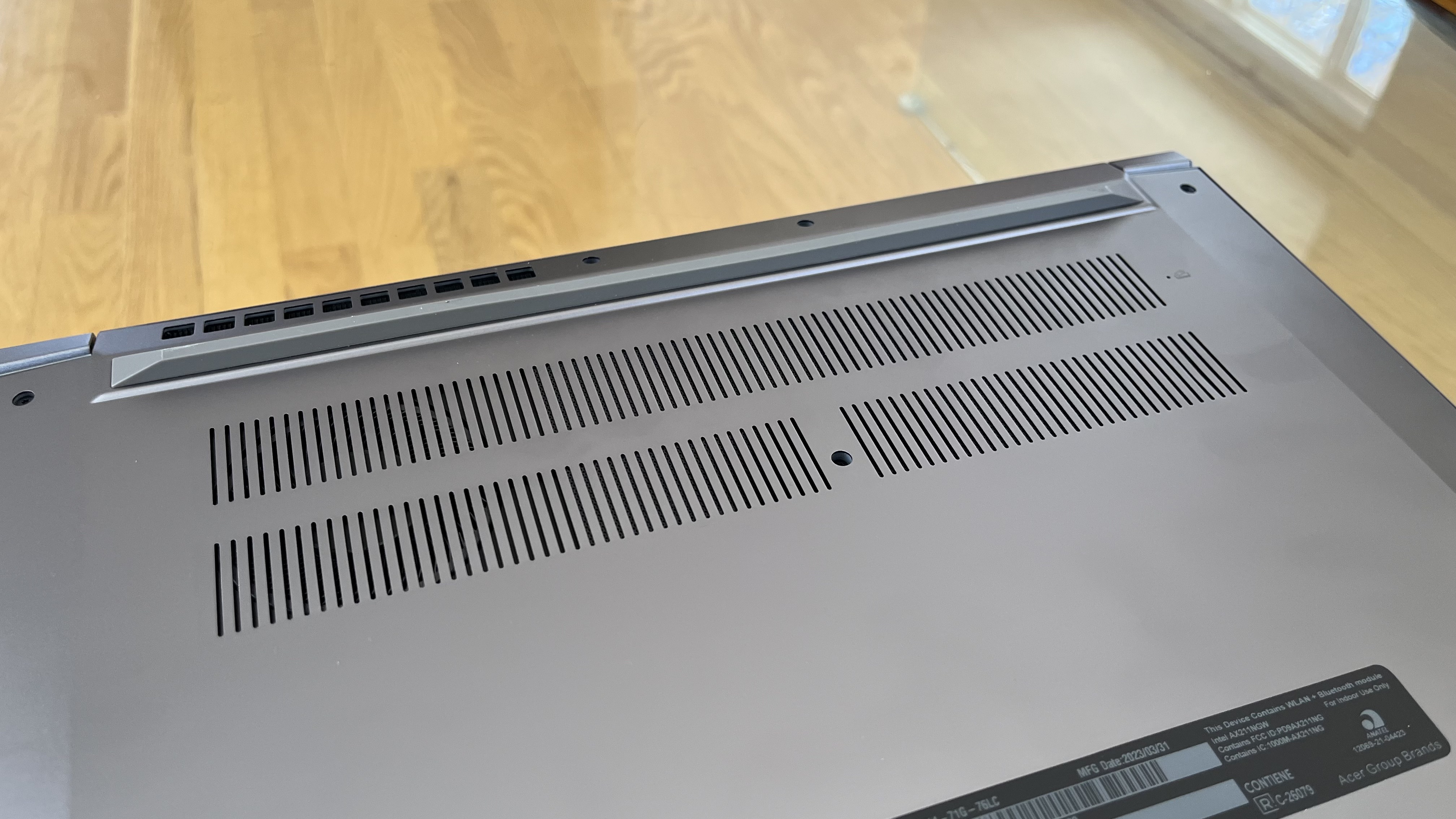 Acer Swift X14 underneath venting