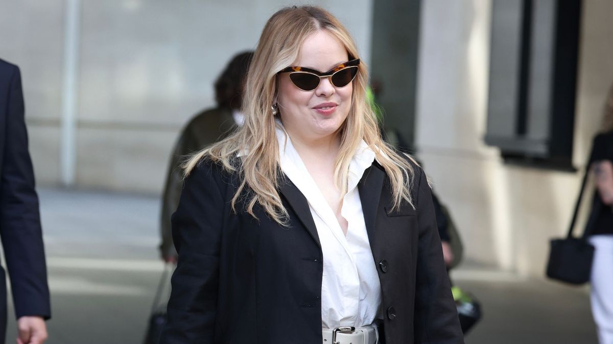 Hold the Blue Jeans—These Petite-Girl-Approved Colour Trend Feel Much More Spring 2026