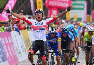 Sebastian Molano (UAE Team Emirates) wins stage 3 in Tour Colombia
