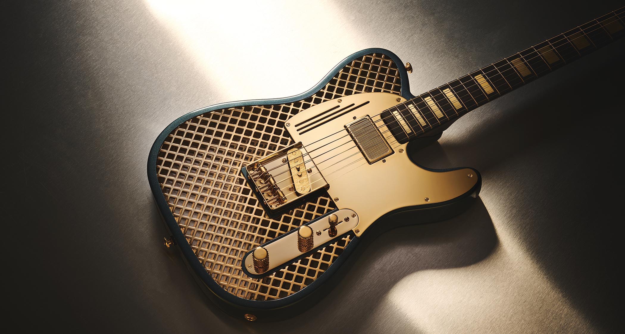 Trussart Gold Caged Steelcaster