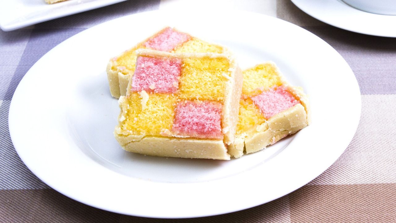 Battenberg retro 80s food