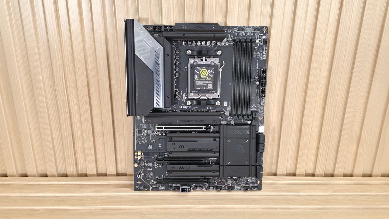 MSI MAG B850 Tomahawk Max Wifi II - board pictures