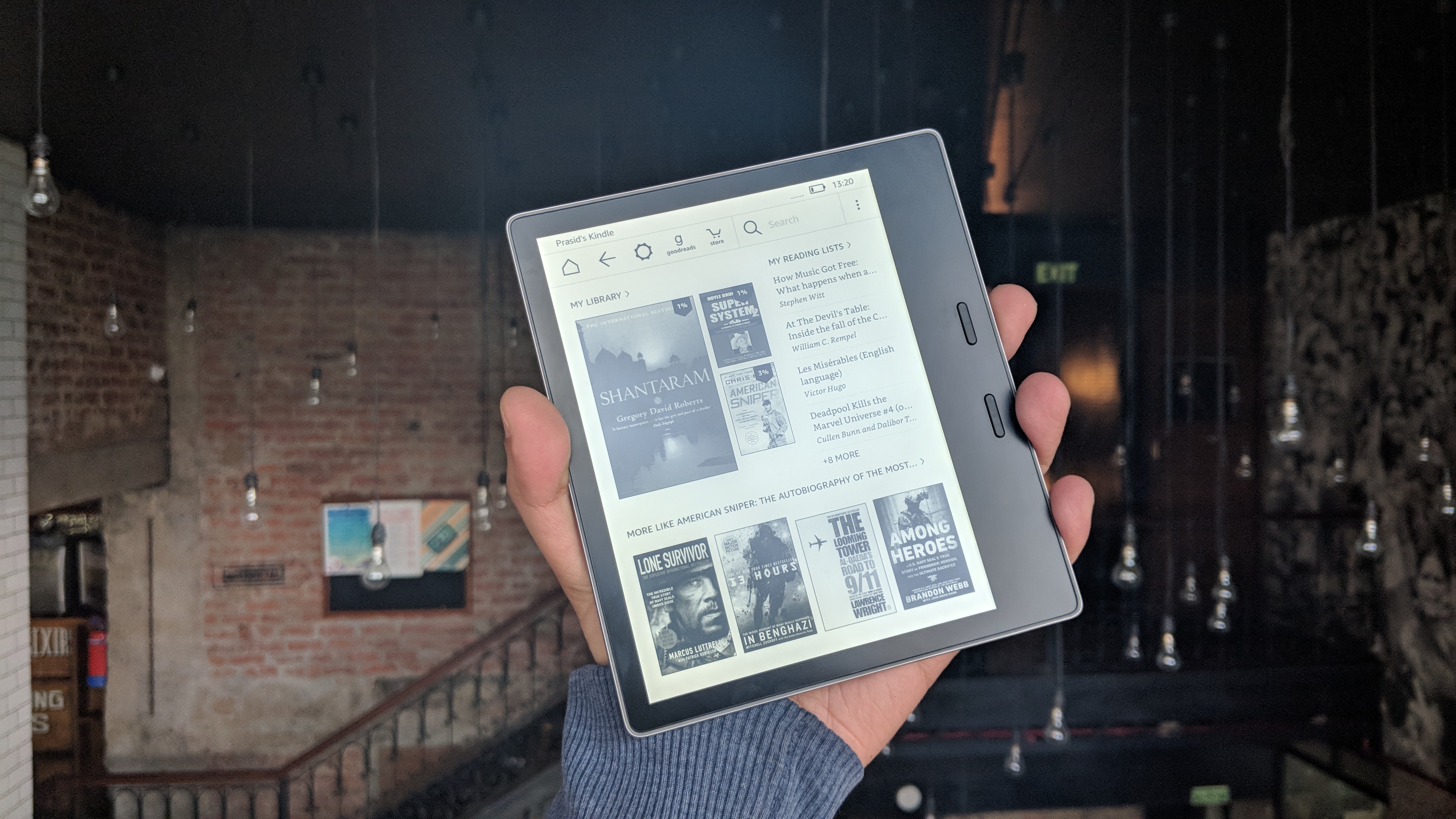 Amazon Kindle Voyage Vs Kindle Oasis Which Top End Ereader Is For You Techradar