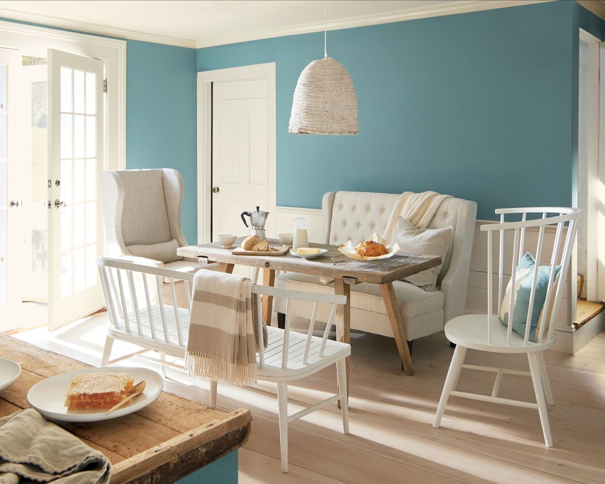 Featured image of post Decorating Trends That Are Out In 2021 : My color for 2021 is benjamin moore century darjeeling.