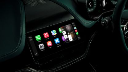Apple CarPlay Ultra