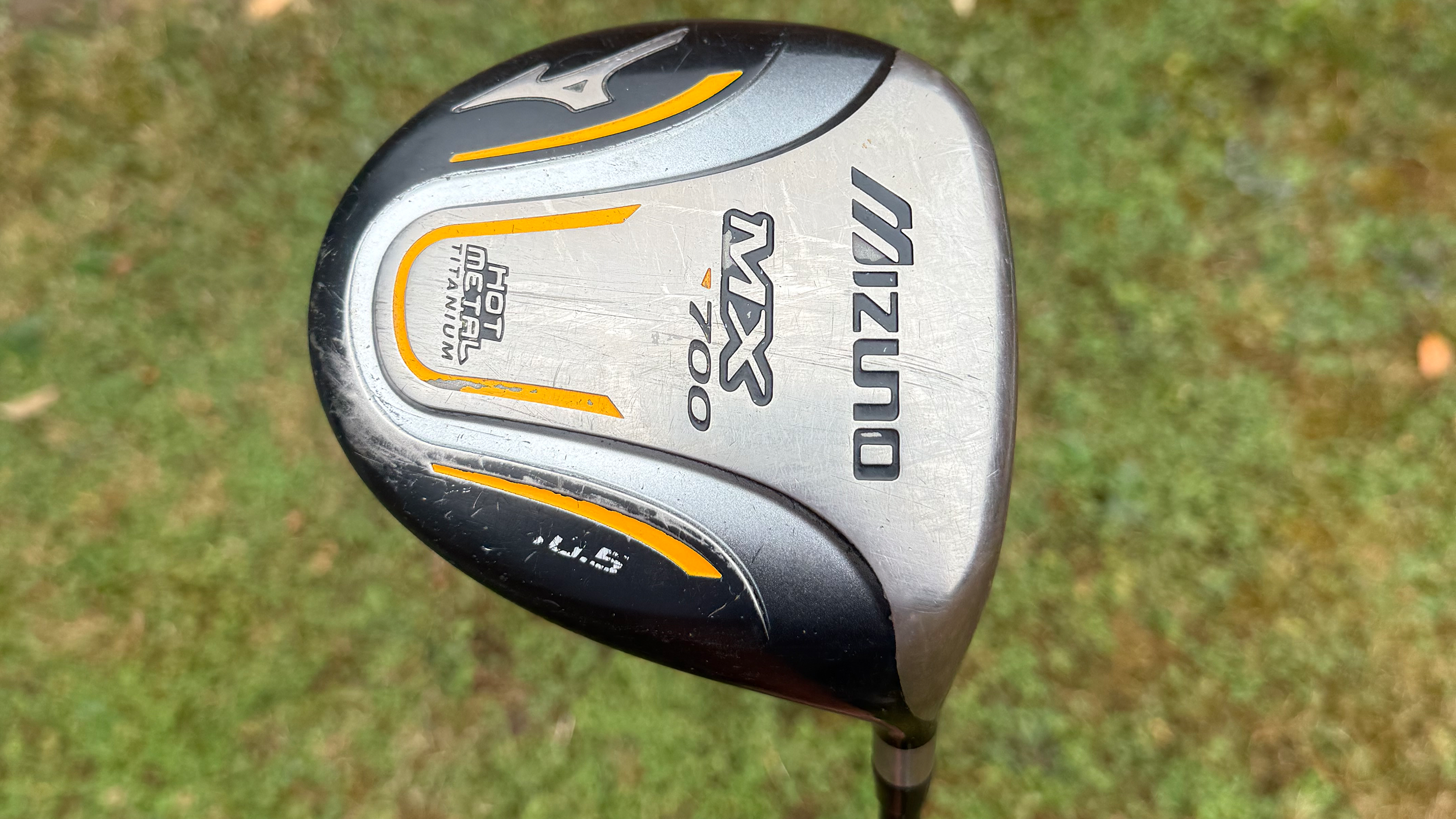 Image of a Mizuno MX700 Driver
