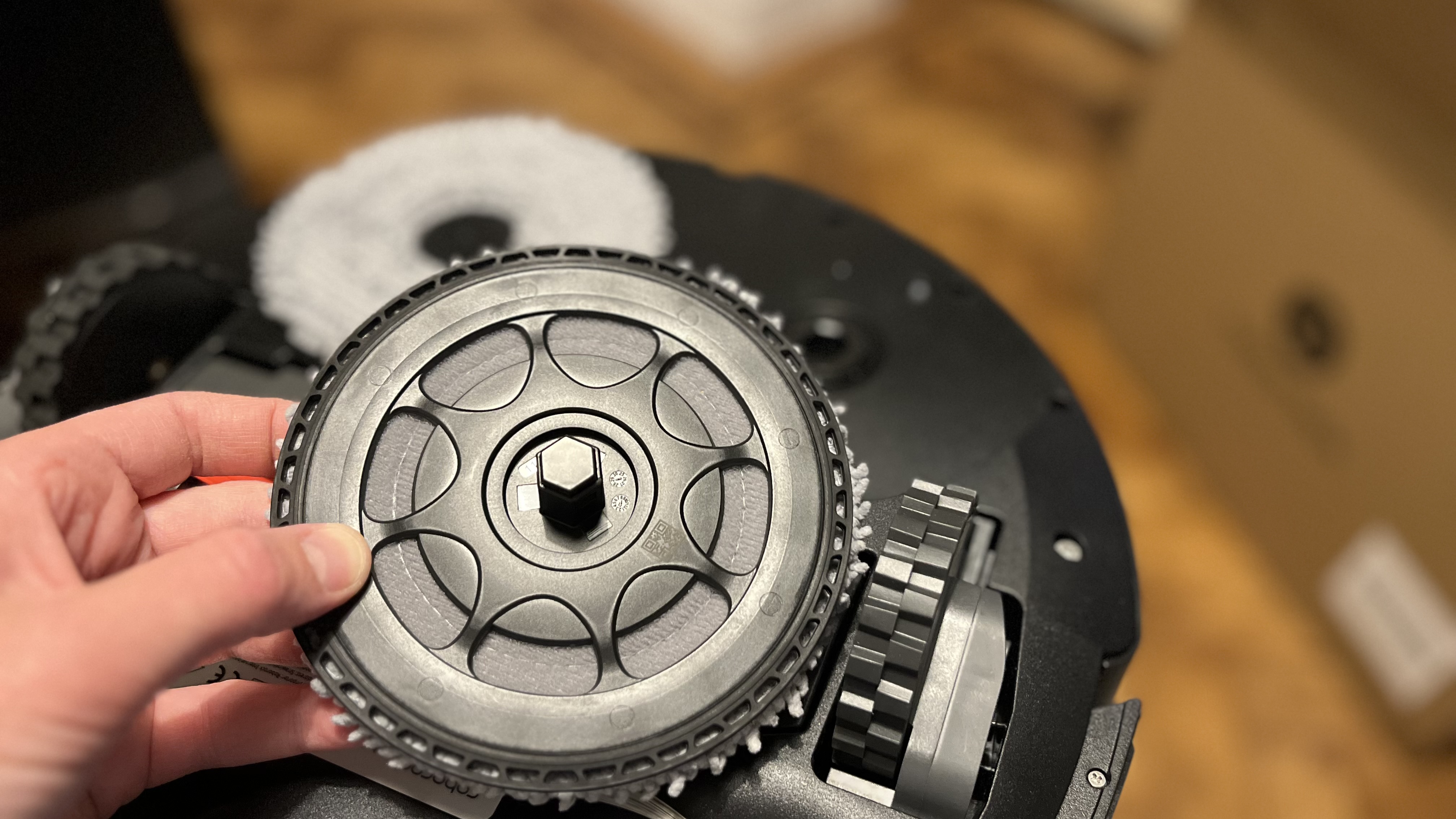 roborock Qrevo S Pro has two mop pads that click into place on installation
